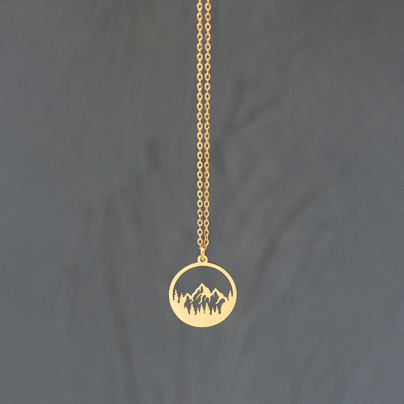 Mountain Forest Hollow Beautiful Plateau Round Necklace